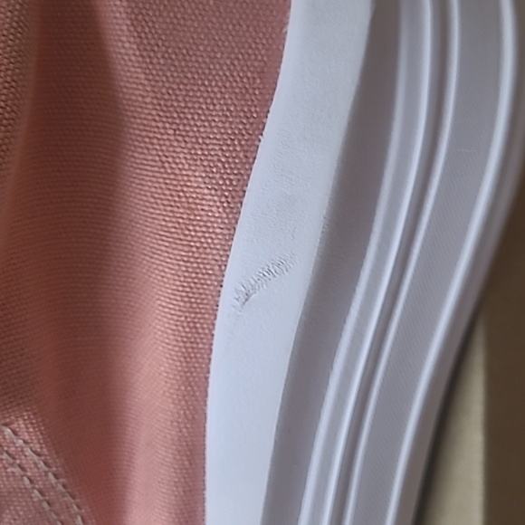 Converse Women's Blush High-Top Sneakers  zise 5‎ used good condition. - Picture 6 of 16